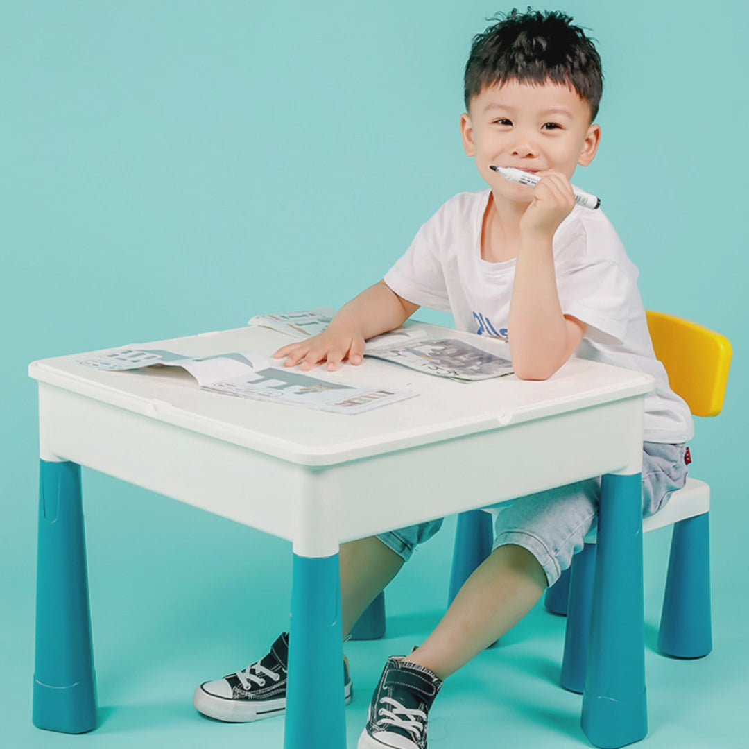 Mesa y silla multifuncional para niños